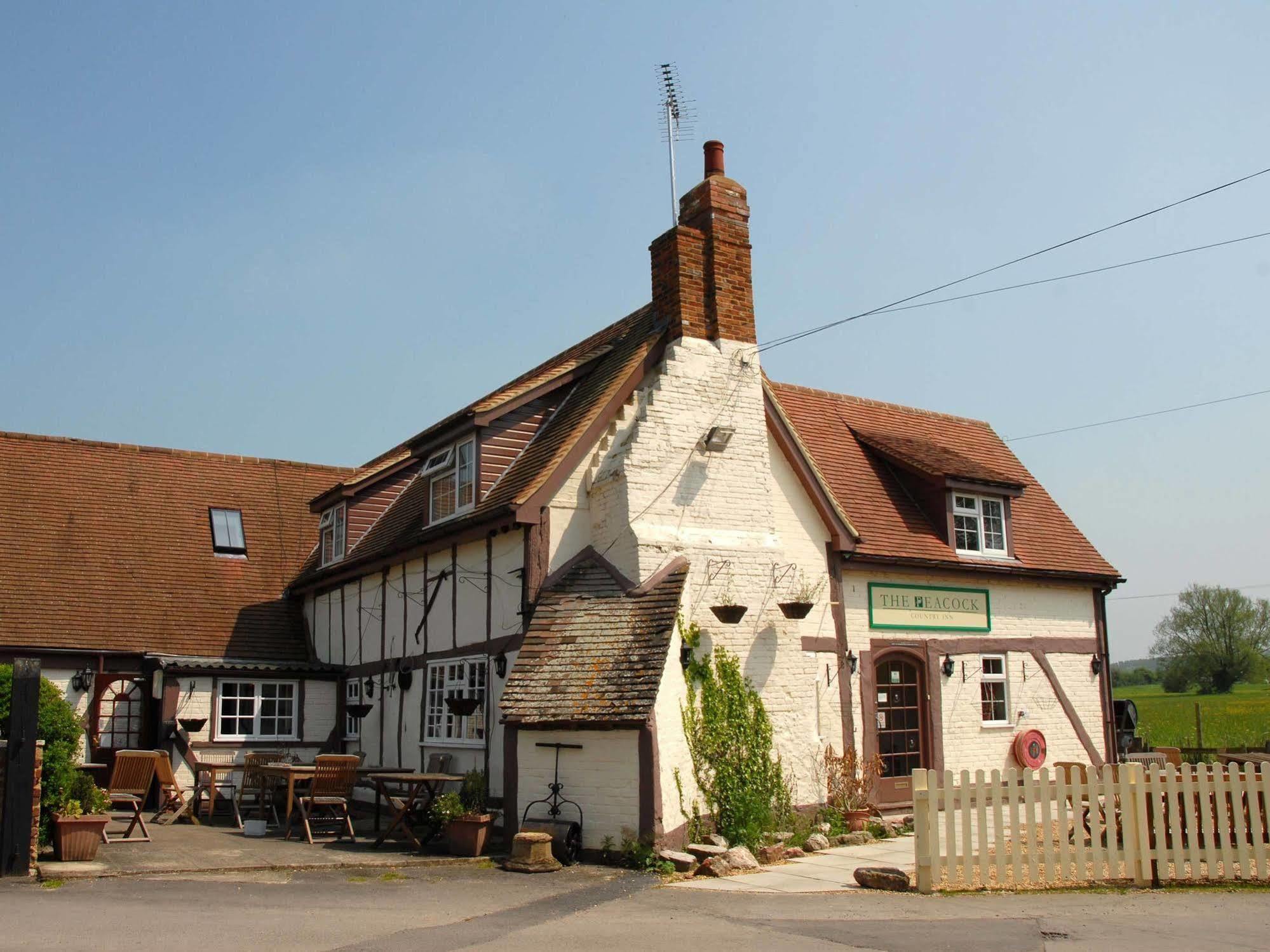 The Peacock Country Inn Чиннор Экстерьер фото